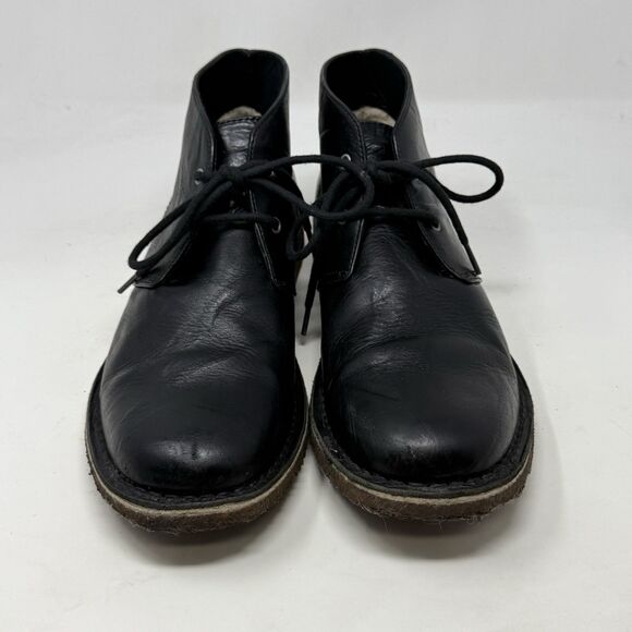 UGG Leighton Chukka Boots Mens 10.5 Black Leather Ankle Classic Crepe Soles main image 14